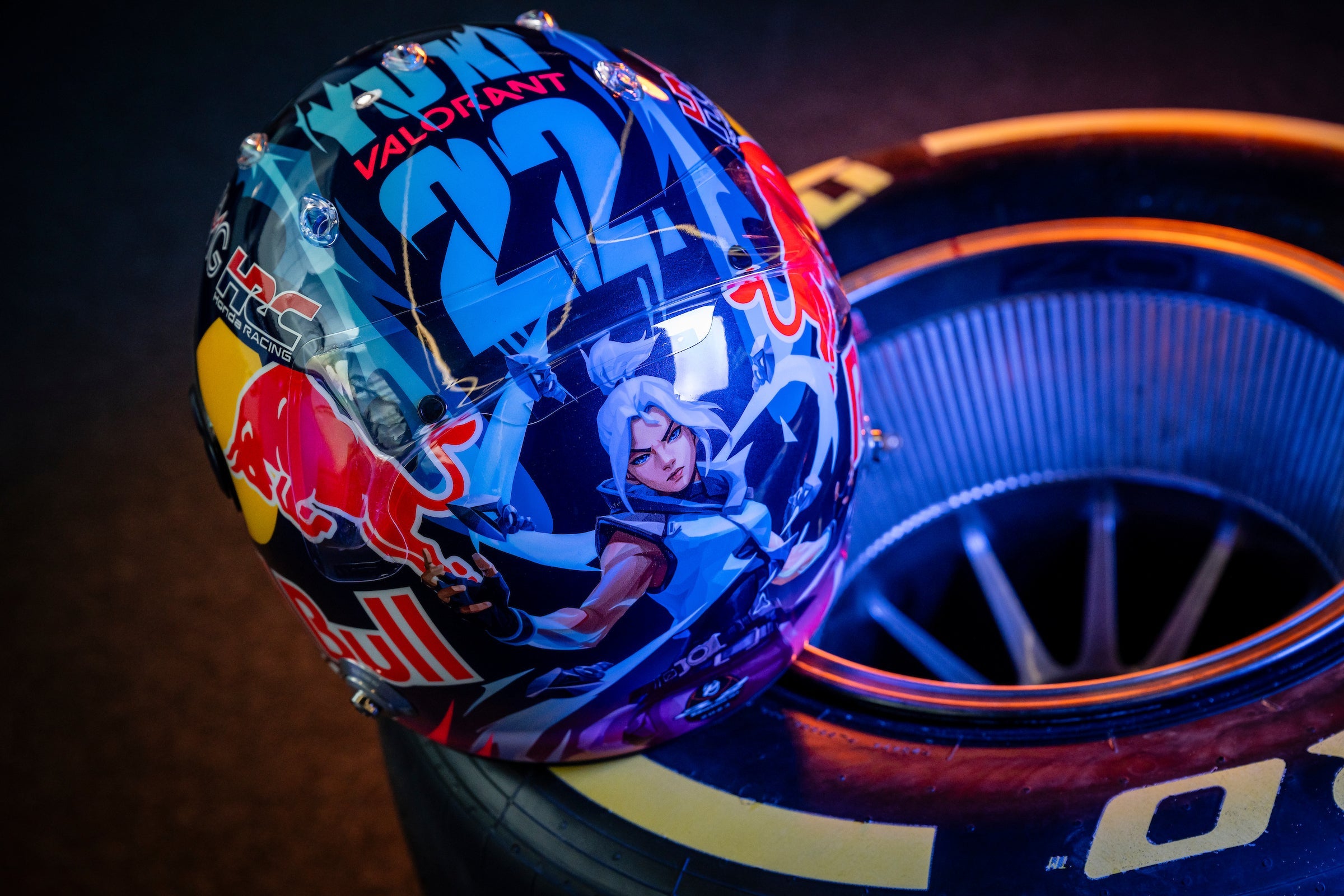 Yuki Tsunoda 2024 1:2 Scale Valorant Helmet – Yuki Tsunoda